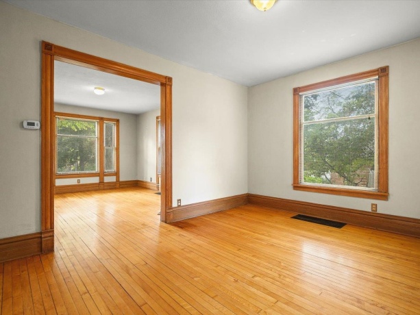 1810 Oxford, ROCKFORD, Illinois 61103, 4 Bedrooms Bedrooms, ,2 BathroomsBathrooms,House,For Sale,Oxford,202603342