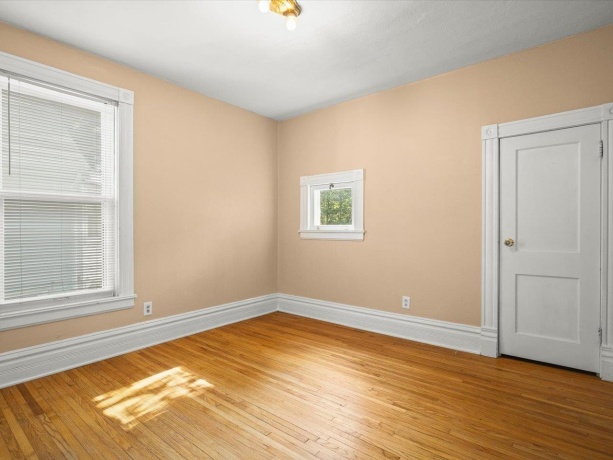 1810 Oxford, ROCKFORD, Illinois 61103, 4 Bedrooms Bedrooms, ,2 BathroomsBathrooms,House,For Sale,Oxford,202603342