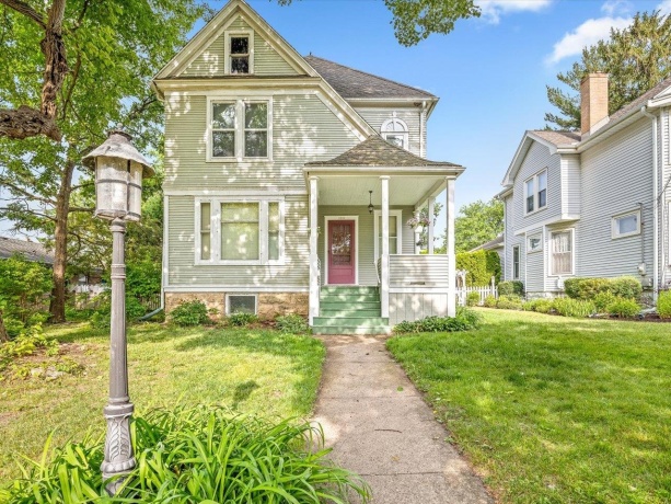 1810 Oxford, ROCKFORD, Illinois 61103, 4 Bedrooms Bedrooms, ,2 BathroomsBathrooms,House,For Sale,Oxford,202603342