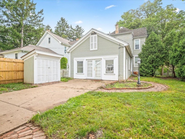1810 Oxford, ROCKFORD, Illinois 61103, 4 Bedrooms Bedrooms, ,2 BathroomsBathrooms,House,For Sale,Oxford,202603342