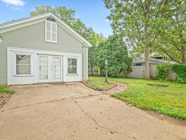 1810 Oxford, ROCKFORD, Illinois 61103, 4 Bedrooms Bedrooms, ,2 BathroomsBathrooms,House,For Sale,Oxford,202603342