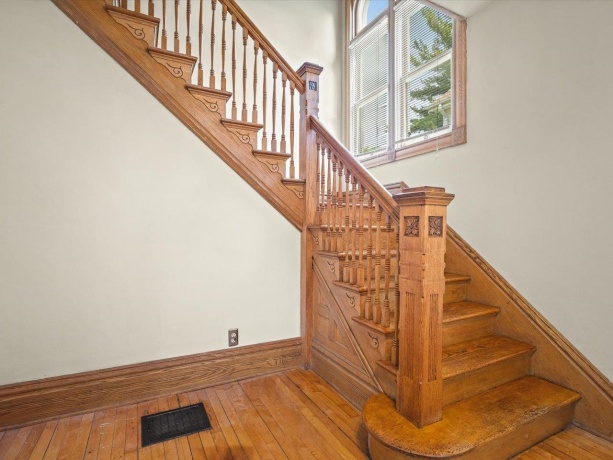 1810 Oxford, ROCKFORD, Illinois 61103, 4 Bedrooms Bedrooms, ,2 BathroomsBathrooms,House,For Sale,Oxford,202603342