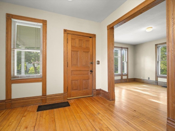 1810 Oxford, ROCKFORD, Illinois 61103, 4 Bedrooms Bedrooms, ,2 BathroomsBathrooms,House,For Sale,Oxford,202603342