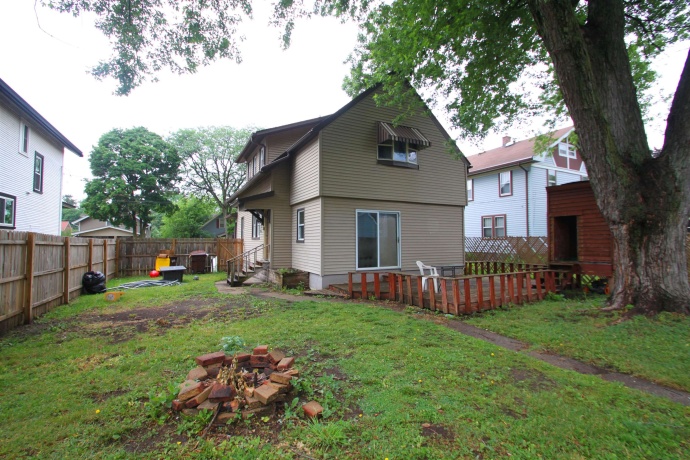 219 Chicago, ROCKFORD, Illinois 61107, 3 Bedrooms Bedrooms, ,2 BathroomsBathrooms,House,For Sale,Chicago,202603343