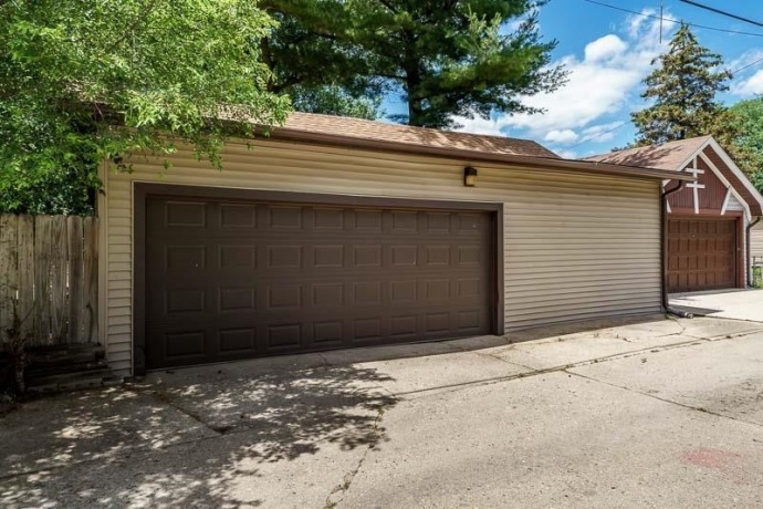 219 Chicago, ROCKFORD, Illinois 61107, 3 Bedrooms Bedrooms, ,2 BathroomsBathrooms,House,For Sale,Chicago,202603343
