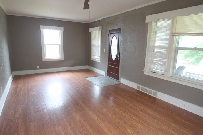 219 Chicago, ROCKFORD, Illinois 61107, 3 Bedrooms Bedrooms, ,2 BathroomsBathrooms,House,For Sale,Chicago,202603343