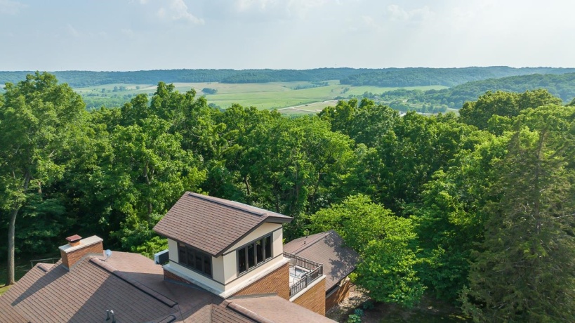 49 High Ridge, GALENA, Illinois 61036, 4 Bedrooms Bedrooms, ,3 BathroomsBathrooms,House,For Sale,High Ridge,202303784