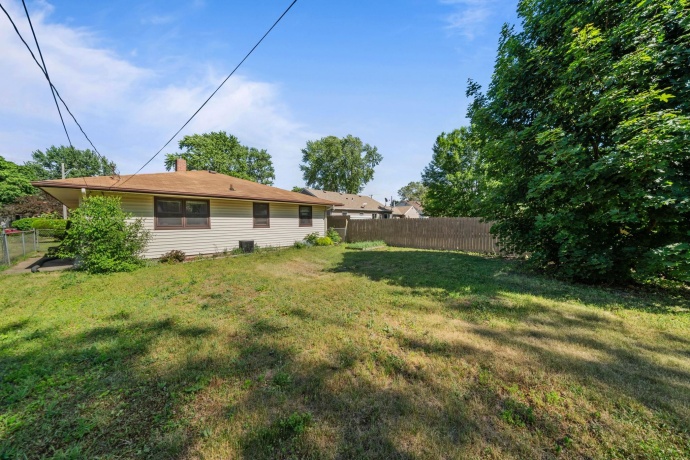 3226 Latham, ROCKFORD, Illinois 61103, 2 Bedrooms Bedrooms, ,1 BathroomBathrooms,House,For Sale,Latham,202603347