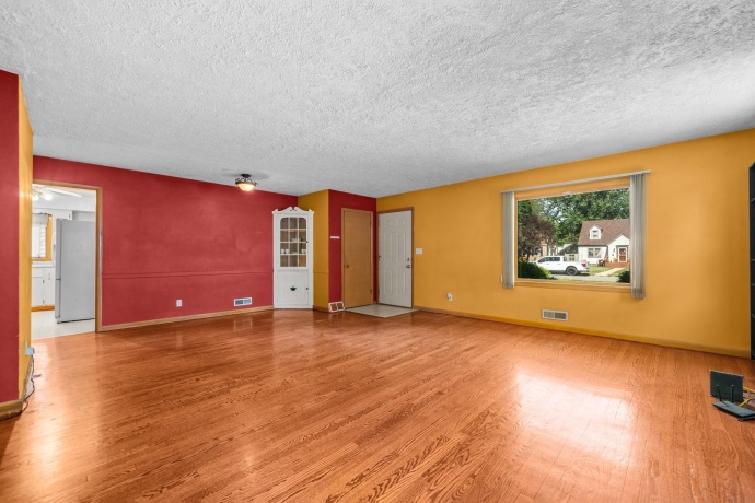 3226 Latham, ROCKFORD, Illinois 61103, 2 Bedrooms Bedrooms, ,1 BathroomBathrooms,House,For Sale,Latham,202603347