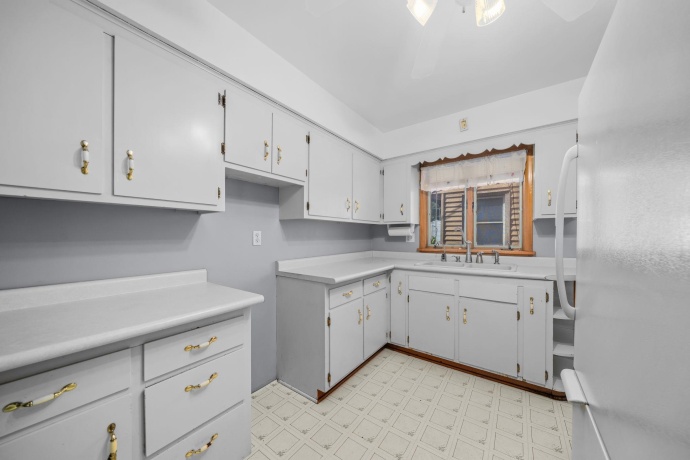 3226 Latham, ROCKFORD, Illinois 61103, 2 Bedrooms Bedrooms, ,1 BathroomBathrooms,House,For Sale,Latham,202603347