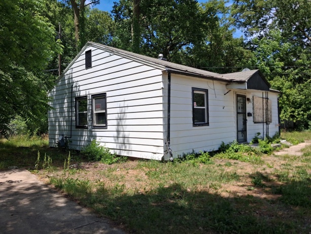 2101 Martha, ROCKFORD, Illinois 61104, 3 Bedrooms Bedrooms, ,1 BathroomBathrooms,House,For Sale,Martha,202603348