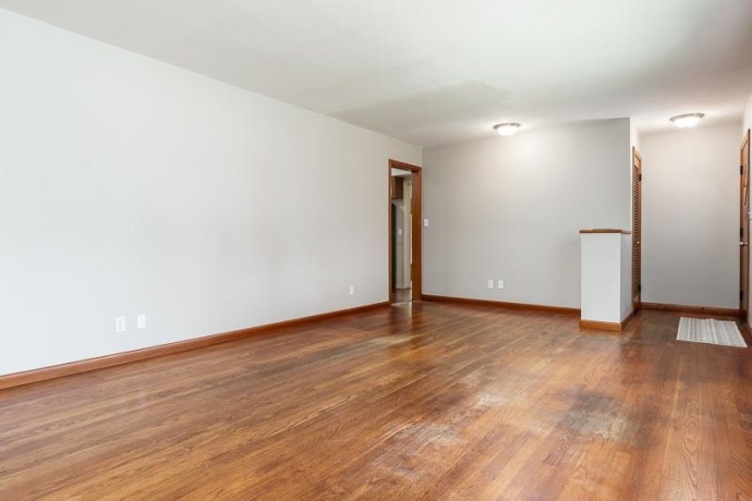 3611 Beach, ROCKFORD, Illinois 61108, 3 Bedrooms Bedrooms, ,1 BathroomBathrooms,House,For Sale,Beach,202603353