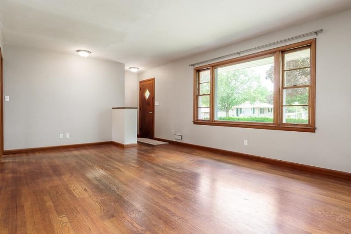 3611 Beach, ROCKFORD, Illinois 61108, 3 Bedrooms Bedrooms, ,1 BathroomBathrooms,House,For Sale,Beach,202603353