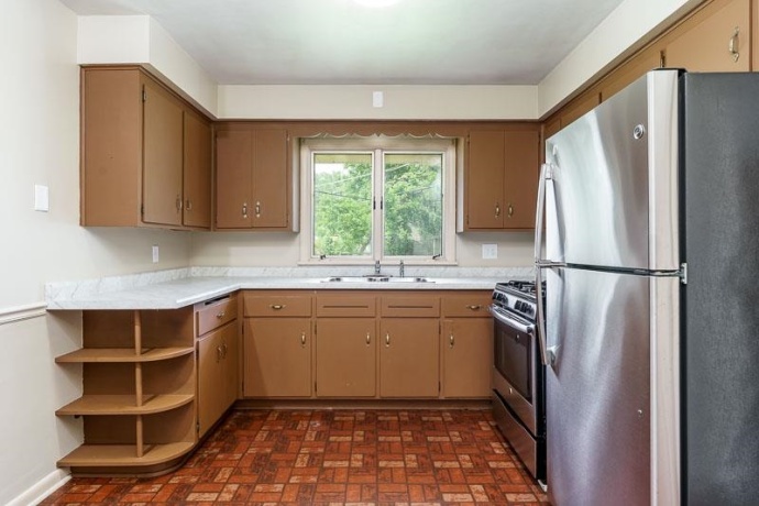 3611 Beach, ROCKFORD, Illinois 61108, 3 Bedrooms Bedrooms, ,1 BathroomBathrooms,House,For Sale,Beach,202603353