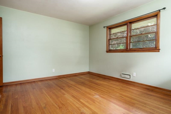 3611 Beach, ROCKFORD, Illinois 61108, 3 Bedrooms Bedrooms, ,1 BathroomBathrooms,House,For Sale,Beach,202603353