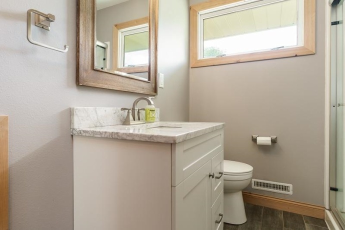 3611 Beach, ROCKFORD, Illinois 61108, 3 Bedrooms Bedrooms, ,1 BathroomBathrooms,House,For Sale,Beach,202603353