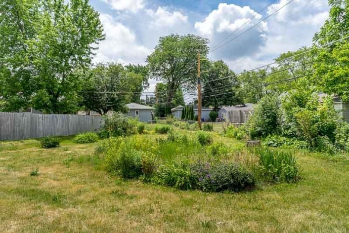 3611 Beach, ROCKFORD, Illinois 61108, 3 Bedrooms Bedrooms, ,1 BathroomBathrooms,House,For Sale,Beach,202603353