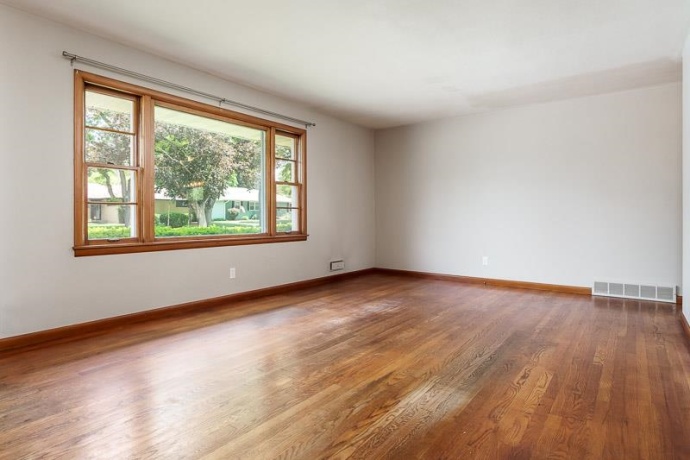 3611 Beach, ROCKFORD, Illinois 61108, 3 Bedrooms Bedrooms, ,1 BathroomBathrooms,House,For Sale,Beach,202603353