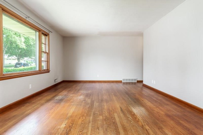 3611 Beach, ROCKFORD, Illinois 61108, 3 Bedrooms Bedrooms, ,1 BathroomBathrooms,House,For Sale,Beach,202603353