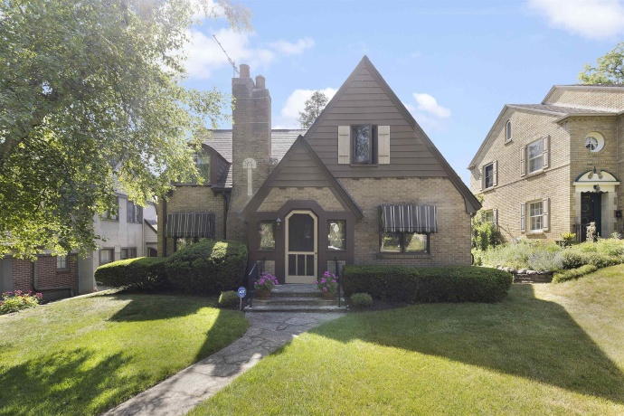 324 GARDINER, ROCKFORD, Illinois 61107, 4 Bedrooms Bedrooms, ,2 BathroomsBathrooms,House,For Sale,GARDINER,202603354
