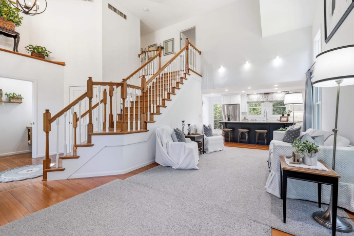3 Laurel, GALENA, Illinois 61036, 5 Bedrooms Bedrooms, ,5 BathroomsBathrooms,House,For Sale,Laurel,202603356