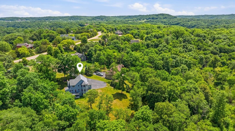 3 Laurel, GALENA, Illinois 61036, 5 Bedrooms Bedrooms, ,5 BathroomsBathrooms,House,For Sale,Laurel,202603356