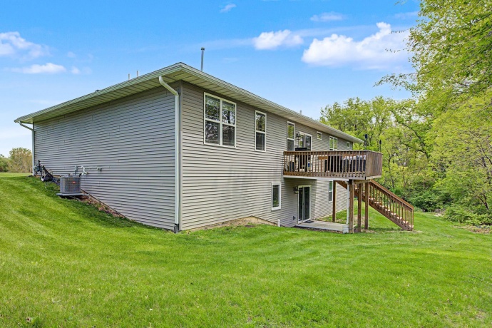 3383 Daren, FREEPORT, Illinois 61032, 4 Bedrooms Bedrooms, ,2 BathroomsBathrooms,House,For Sale,Daren,202603040
