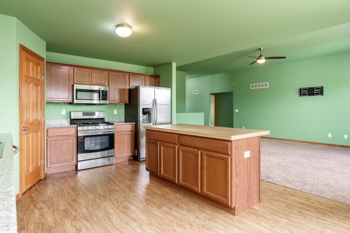 622 Ashleigh, ROSCOE, Illinois 61073, 3 Bedrooms Bedrooms, ,2 BathroomsBathrooms,House,For Sale,Ashleigh,202603361