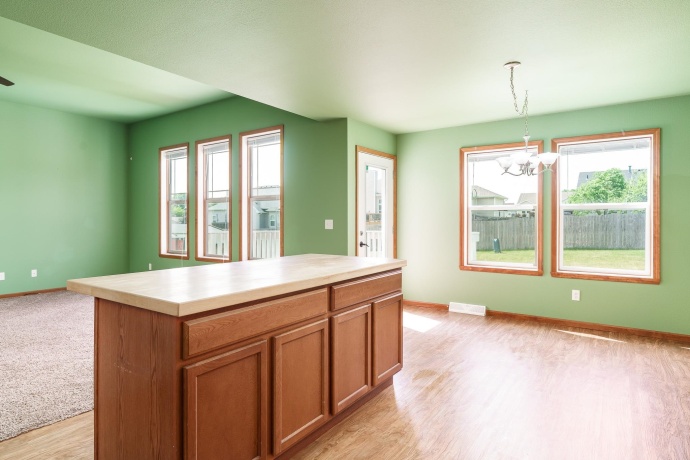 622 Ashleigh, ROSCOE, Illinois 61073, 3 Bedrooms Bedrooms, ,2 BathroomsBathrooms,House,For Sale,Ashleigh,202603361