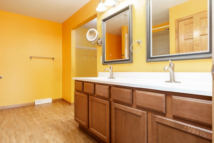 622 Ashleigh, ROSCOE, Illinois 61073, 3 Bedrooms Bedrooms, ,2 BathroomsBathrooms,House,For Sale,Ashleigh,202603361