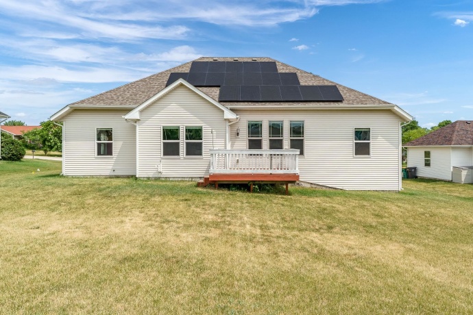 622 Ashleigh, ROSCOE, Illinois 61073, 3 Bedrooms Bedrooms, ,2 BathroomsBathrooms,House,For Sale,Ashleigh,202603361
