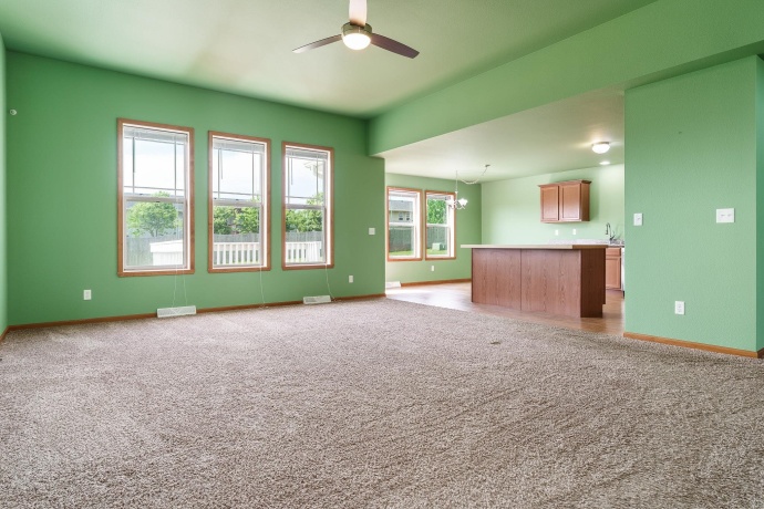 622 Ashleigh, ROSCOE, Illinois 61073, 3 Bedrooms Bedrooms, ,2 BathroomsBathrooms,House,For Sale,Ashleigh,202603361