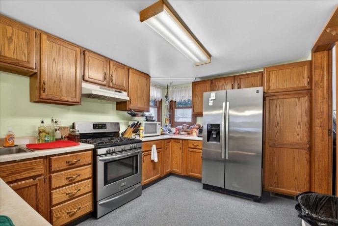 206 6th, OREGON, Illinois 61061, 3 Bedrooms Bedrooms, ,2 BathroomsBathrooms,House,For Sale,6th,202603362
