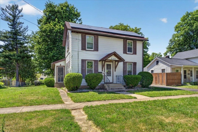 206 6th, OREGON, Illinois 61061, 3 Bedrooms Bedrooms, ,2 BathroomsBathrooms,House,For Sale,6th,202603362
