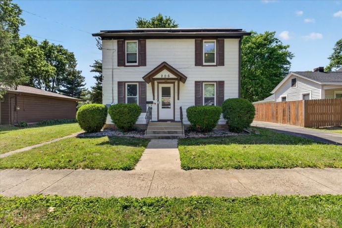 206 6th, OREGON, Illinois 61061, 3 Bedrooms Bedrooms, ,2 BathroomsBathrooms,House,For Sale,6th,202603362