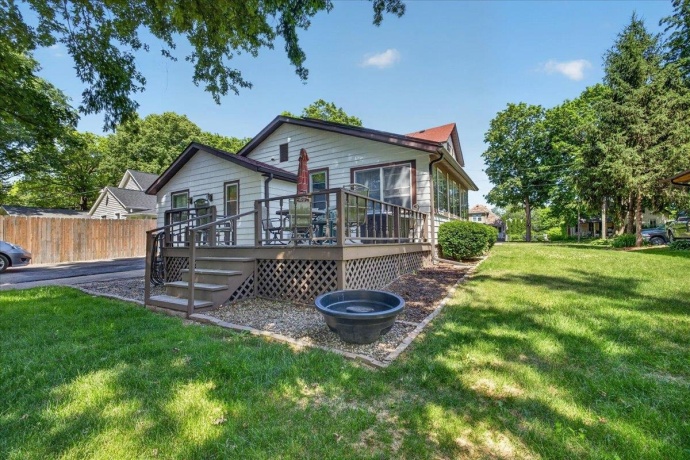 206 6th, OREGON, Illinois 61061, 3 Bedrooms Bedrooms, ,2 BathroomsBathrooms,House,For Sale,6th,202603362