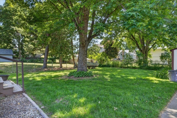 206 6th, OREGON, Illinois 61061, 3 Bedrooms Bedrooms, ,2 BathroomsBathrooms,House,For Sale,6th,202603362