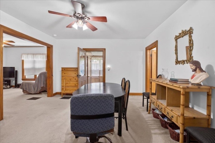 206 6th, OREGON, Illinois 61061, 3 Bedrooms Bedrooms, ,2 BathroomsBathrooms,House,For Sale,6th,202603362