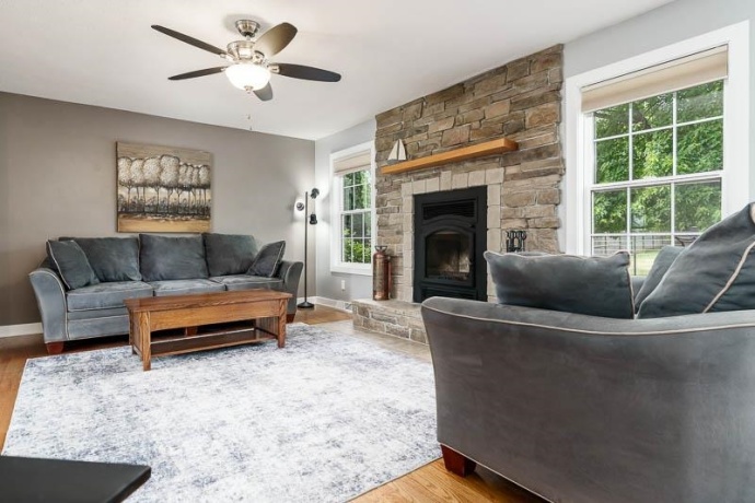 1055 Rockhampton, ROCKFORD, Illinois 61102, 4 Bedrooms Bedrooms, ,2 BathroomsBathrooms,House,For Sale,Rockhampton,202603365