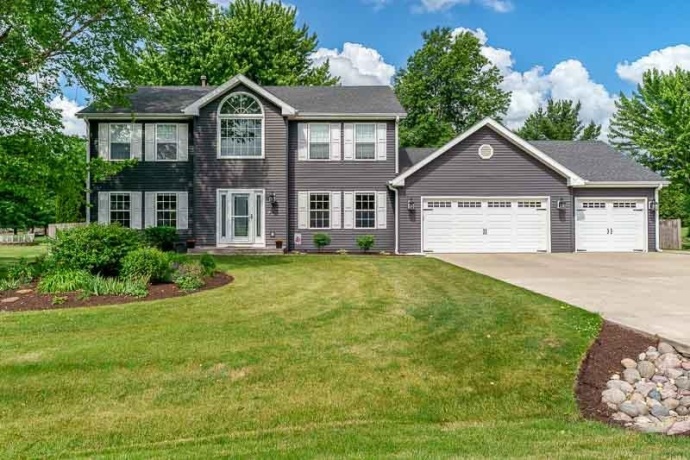 1055 Rockhampton, ROCKFORD, Illinois 61102, 4 Bedrooms Bedrooms, ,2 BathroomsBathrooms,House,For Sale,Rockhampton,202603365