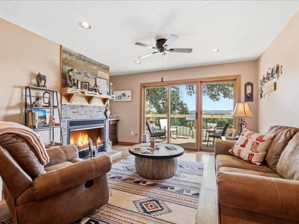 312 Territory, GALENA, Illinois 61036, 2 Bedrooms Bedrooms, ,2 BathroomsBathrooms,Condominium,For Sale,Territory,202603369