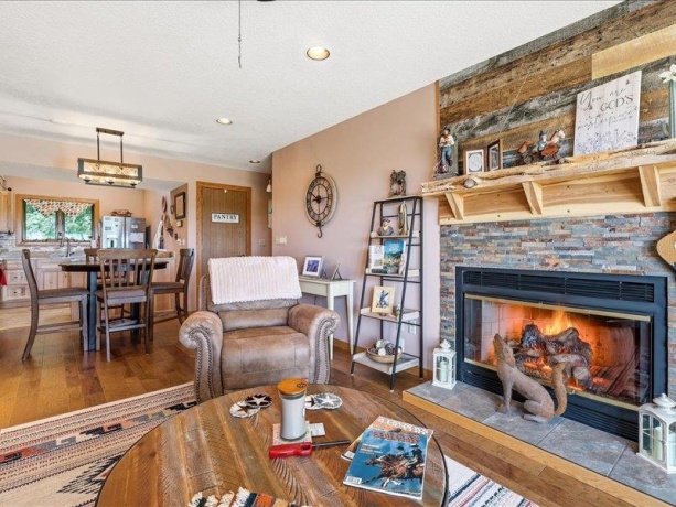 312 Territory, GALENA, Illinois 61036, 2 Bedrooms Bedrooms, ,2 BathroomsBathrooms,Condominium,For Sale,Territory,202603369