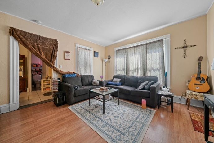 938 8th, ROCKFORD, Illinois 61104, ,2 Units,For Sale,8th,202603372