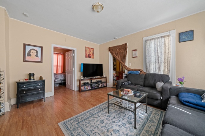 938 8th, ROCKFORD, Illinois 61104, ,2 Units,For Sale,8th,202603372
