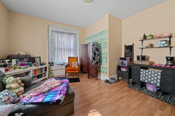 938 8th, ROCKFORD, Illinois 61104, ,2 Units,For Sale,8th,202603372