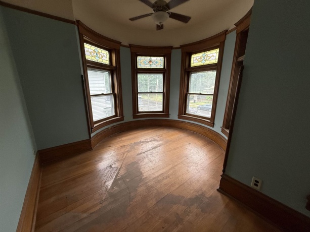 642 Stephenson, FREEPORT, Illinois 61032, 5 Bedrooms Bedrooms, ,2 BathroomsBathrooms,House,For Sale,Stephenson,202603375