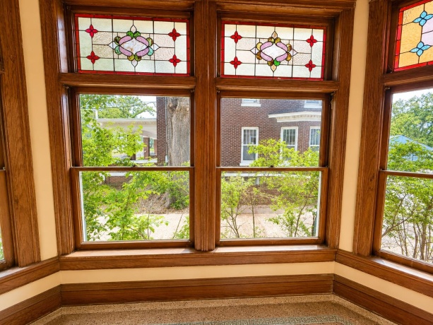 642 Stephenson, FREEPORT, Illinois 61032, 5 Bedrooms Bedrooms, ,2 BathroomsBathrooms,House,For Sale,Stephenson,202603375