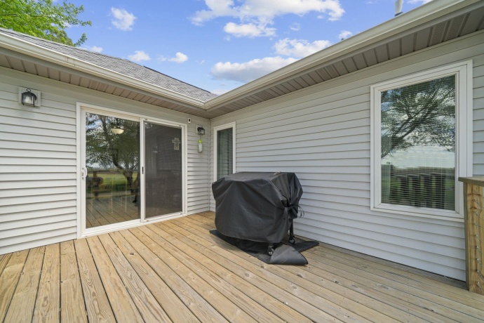 1765 Brooklyn, ASHTON, Illinois 61006, 4 Bedrooms Bedrooms, ,2 BathroomsBathrooms,House,For Sale,Brooklyn,202603379
