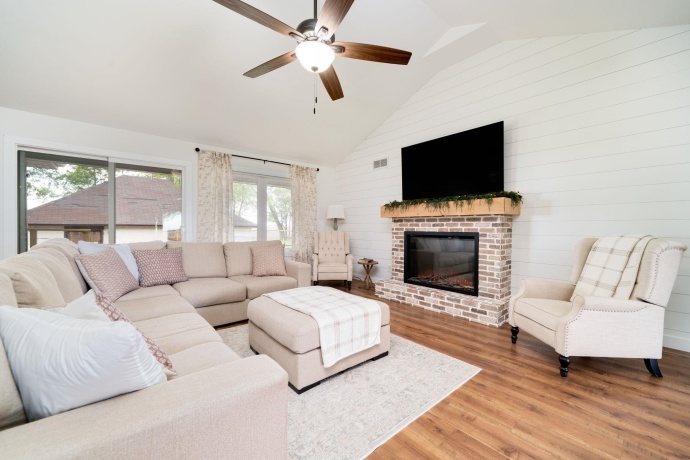 1765 Brooklyn, ASHTON, Illinois 61006, 4 Bedrooms Bedrooms, ,2 BathroomsBathrooms,House,For Sale,Brooklyn,202603379