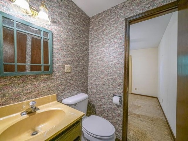 943 Crest, BYRON, Illinois 61010, 3 Bedrooms Bedrooms, ,1 BathroomBathrooms,House,For Sale,Crest,202603380